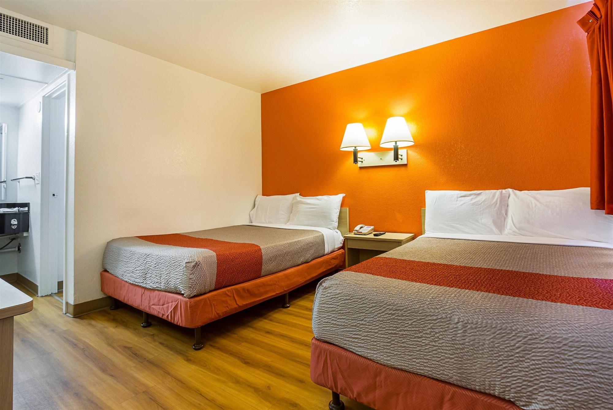 Motel 6 Mesa North Экстерьер фото