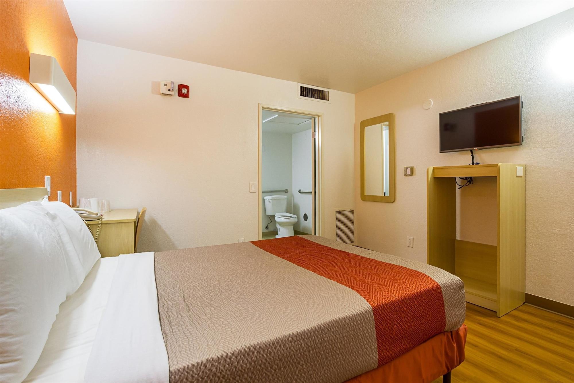 Motel 6 Mesa North Экстерьер фото