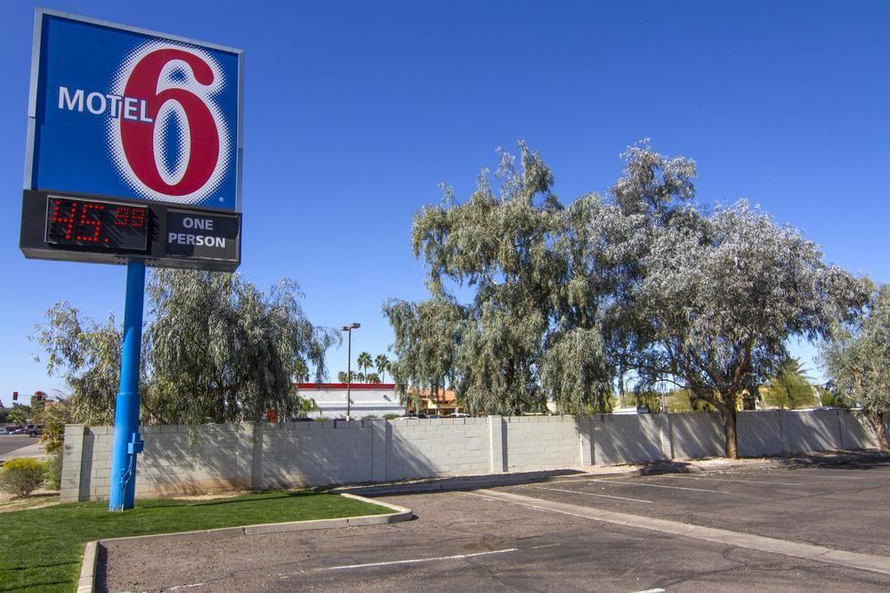 Motel 6 Mesa North Экстерьер фото