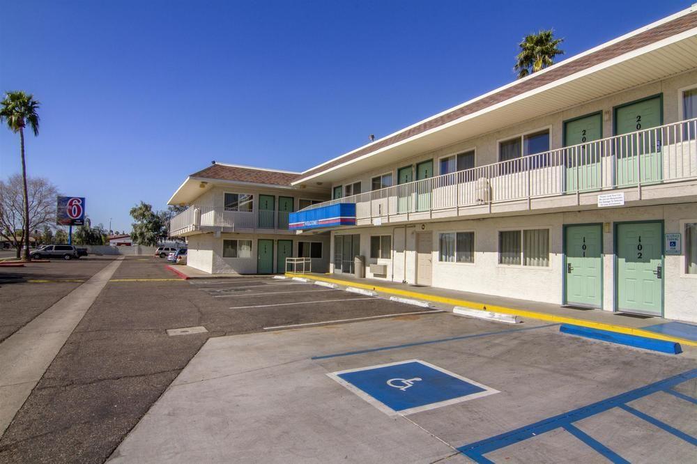 Motel 6 Mesa North Экстерьер фото